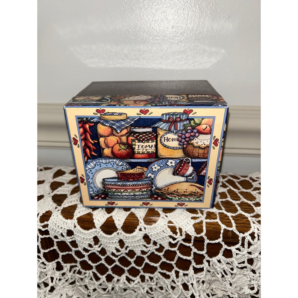 Lang & Wise Susan Winget Close to My Heart Collector Mug 1998 Country Kitchen